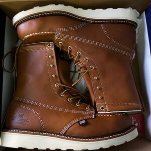 Thorogood 8” Tobacco American heritage series boots